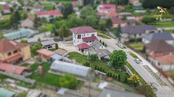 EXKLUZÍVNE Vám ponúkame na predaj luxusný nadčasový rodinný 