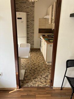 Na prenájom zariadený 1 izbový byt, 38 m2, Bratislava, Rende
