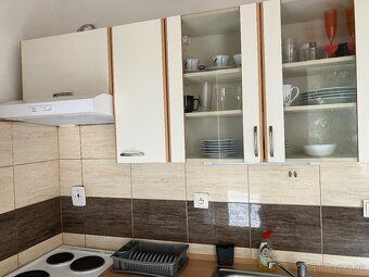 Na prenájom zariadený 1 izbový byt, 38 m2, Bratislava, Rende