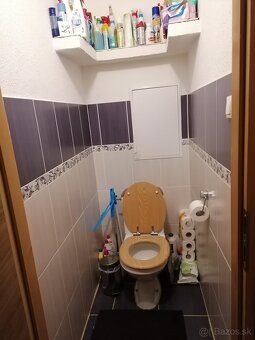 Ponúkam na predaj prerobený 2,5 izbovy byt na ulici Na Sihot