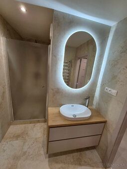 EXKLUZÍVNE NA PREDAJ – Priestranný 3 izbový 74 m² byt po kom