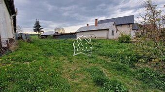 🏡Ponúkame na predaj stavebný pozemok o výmere 1222 m² v obci