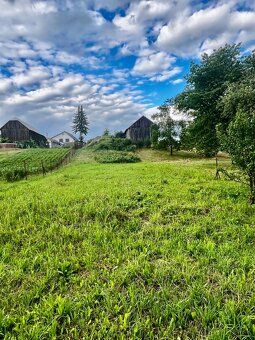 🏡Ponúkame na predaj stavebný pozemok o výmere 1222 m² v obci