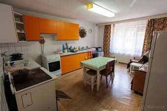 Typ: Rodinný dom Obec: Súlovce
 Ponúkame na predaj rodinný d