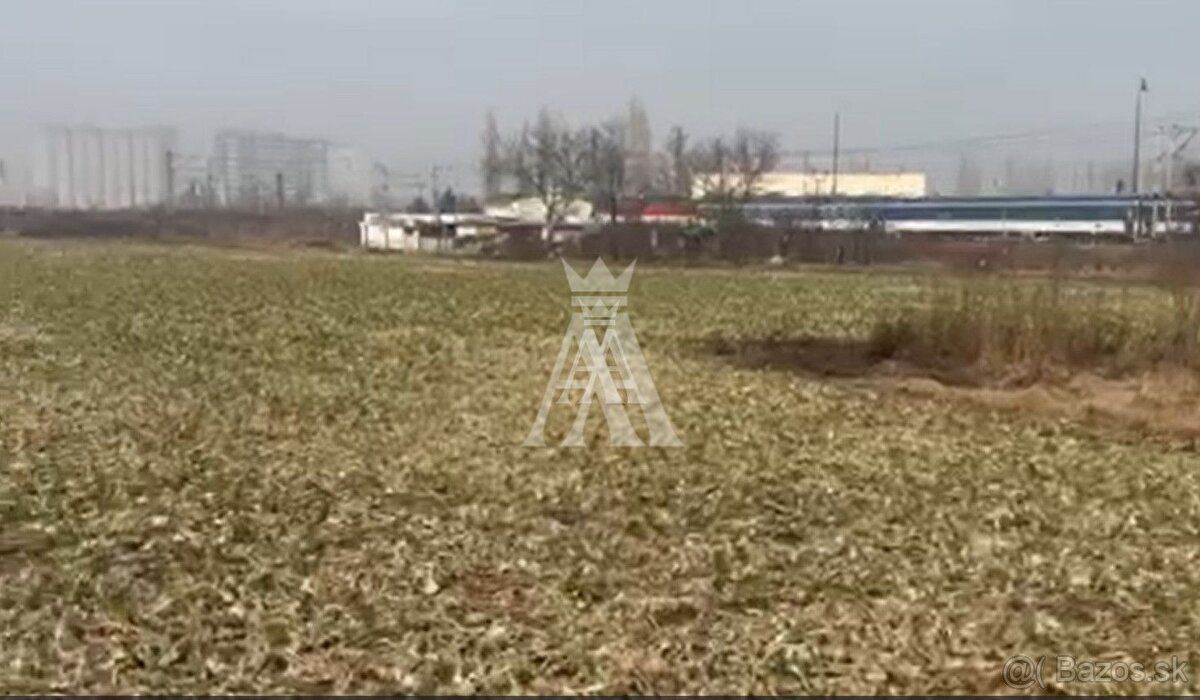 Komerčné pozemky na predaj medzi Barcou a Krásnou
Krátky pre