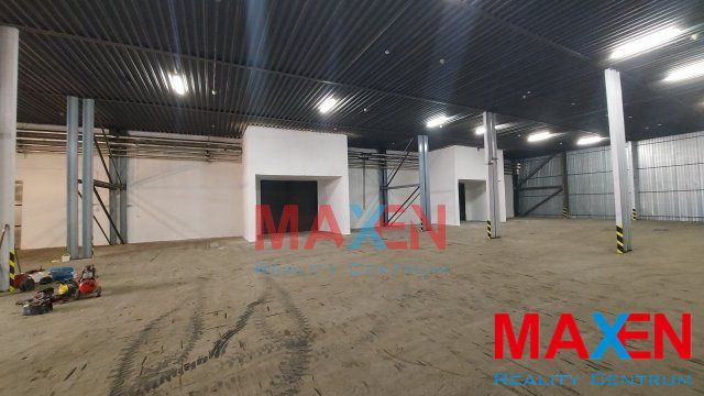 Trakt/sklad spolu cca 849,03m² (rampa + možnosť vstupu do sk