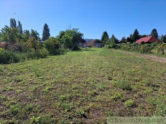 Predstavte si miesto, kde sa pokoj vidieka spája s panoramat