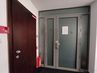 Ponúkame na prenájom kancelárie vysokého štandardu na rohu B