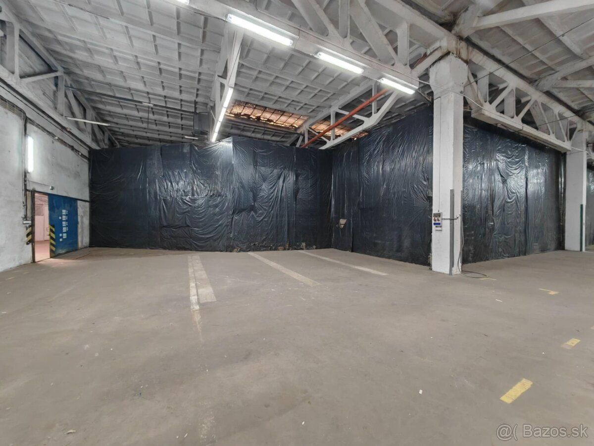 Ponúkame na prenájom skladové priestory vo výmere 1210 m2. S