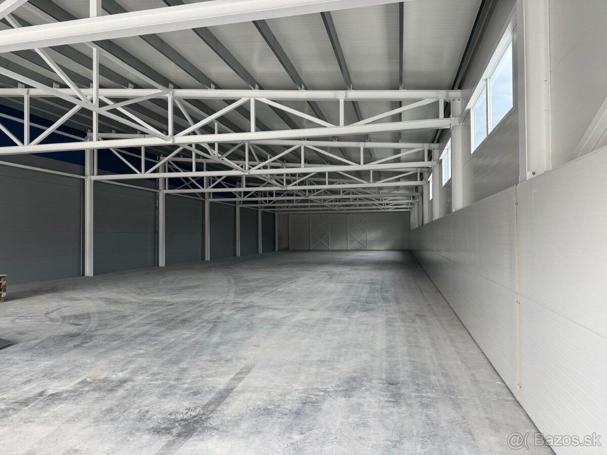 Ponúkam na prenájom novú skladovú halu vo výmere 800m2 v Ruž