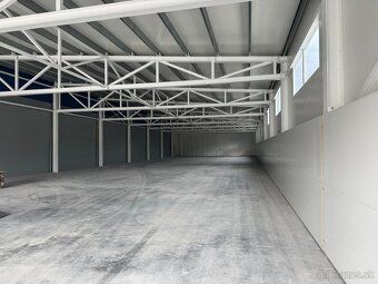 Ponúkam na prenájom novú skladovú halu vo výmere 800m2 v Ruž