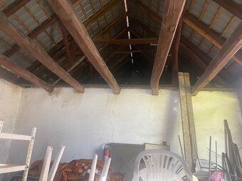 V predaji sú nehnuteľnosti na pozemku o veľkosti 1071 m2 v c