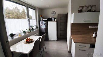 Realitná kancelária RE/MAX Vám ponúka na prenájom 2 izbový b