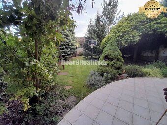 Dobrá reality Vám ponúkajú na predaj luxusný rodinný dom vo 