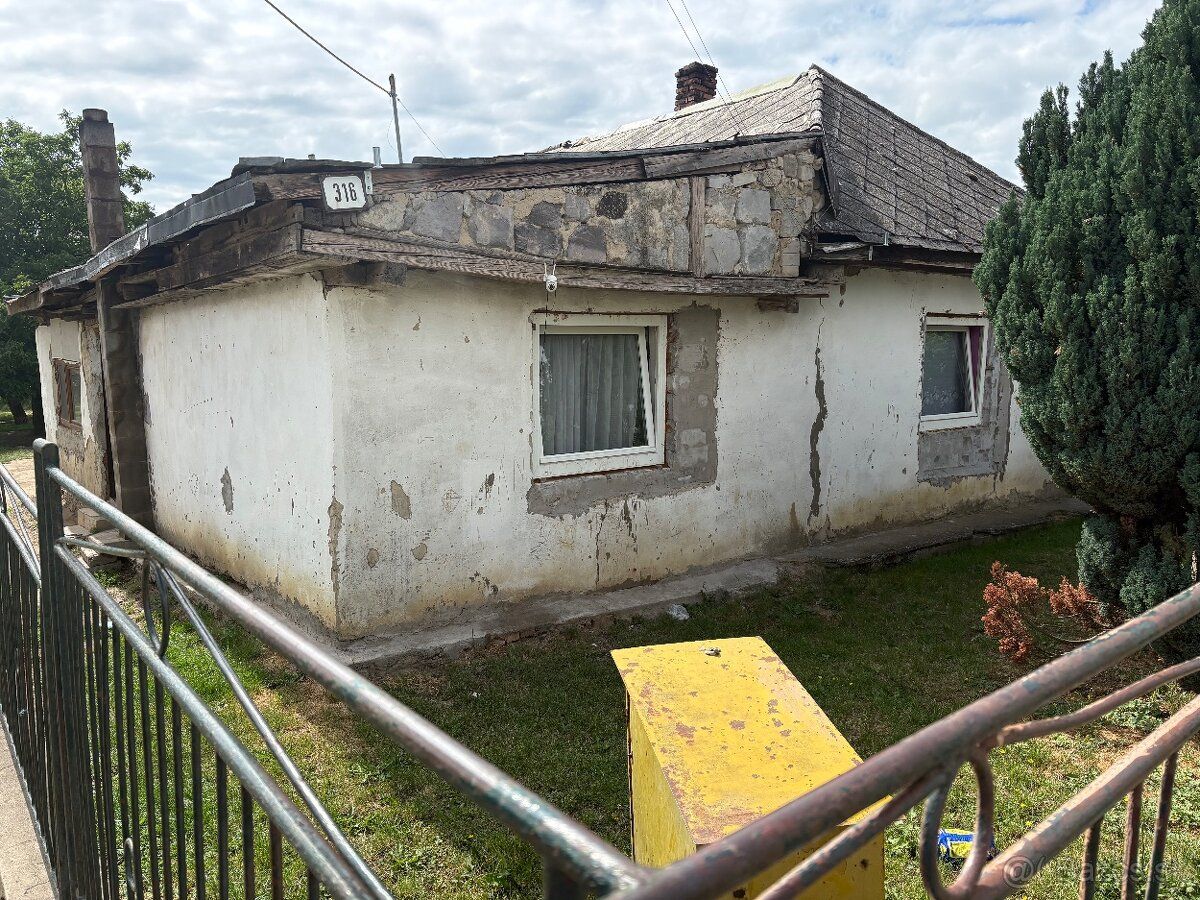 Mam Na Predaj Rodiny Dom z veĺkym pozemkom v Trhovišťi 12km 