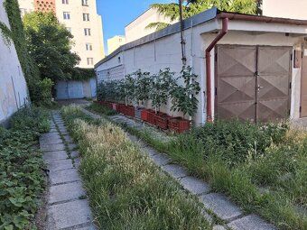 Predám garáž Bratislava 3 čast Nové Mesto OSOBNÉ VLASTNÍCTVO