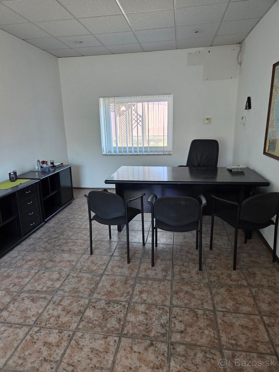 Ponúkame na prenájom komerčný priestor s rozlohou 50 m2,ktor