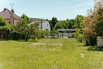 Realitná kancelária KARIN&PARTNERS ponúka na predaj stavebný