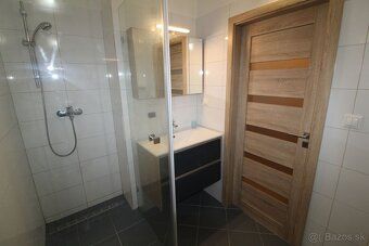 Ponúkame na dlhodobý prenájom kompletne zariadený 2-izbový b