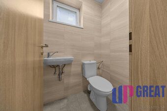 Typ: Chata Obec: Rohovce
Realitná kancelária UPgreat ELEGANC