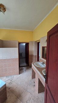 Ponúkame exkluzívne na predaj rodinný dom v obci Pohronský R