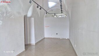 ID: 3191 Prenájom: obchod, 24 m2, centrum Ponúkame Vám na pr
