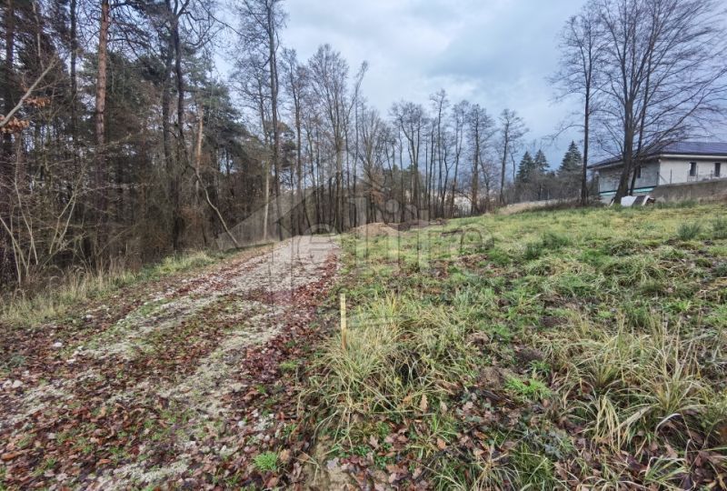 Ponúkame na predaj rovinatý, stavebný pozemok o celkovej vým