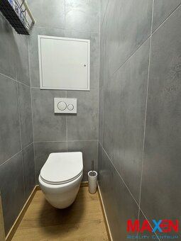 Ponúkame na predaj pekný tehlový a vkusne upravený 2-izbový 