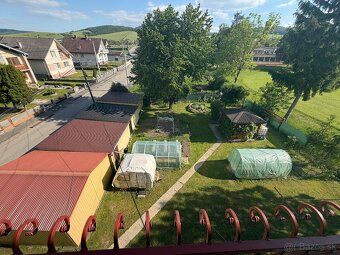Byt prešiel čiastočnou rekonštrukciou a ponúka komfortné býv