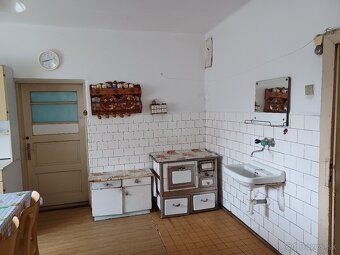 Ponúkame Vám na predaj 6-izbový rodinný dom v obci Čierne pr