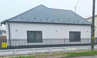 UŽ ČOSKORO : Ponúkame na prenájom 4 izbový rodinný dom ktorý