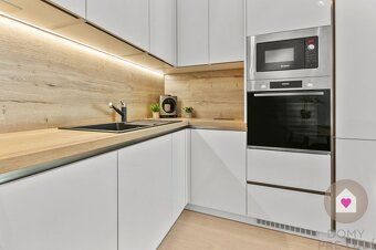 Ponúkame na prenájom moderný, klimatizovaný, zariadený 2 izb