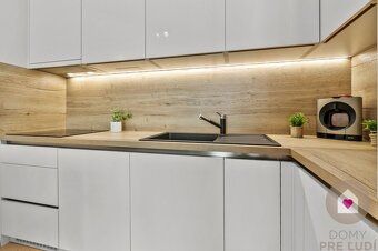 Ponúkame na prenájom moderný, klimatizovaný, zariadený 2 izb