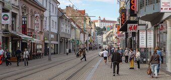 Predáva sa komerčný priestor v historickom centre Bratislavy