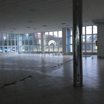 Typ: Obchodné priestory Ulica: 1. mája Obec: Hurbanovo
Reali