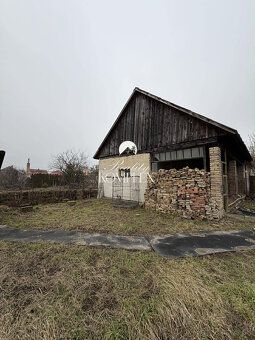 Typ: Rodinný dom Obec: Ňárad
#Rodinný dom s historickým nády