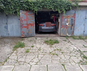 Ponúkame Vám na predaj garáž v atraktívnej a pokojnej lokali