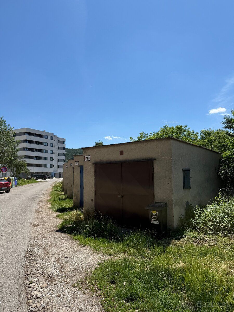 Ponúkam na predaj garáž na ulici Pred poľom v Trenčíne, výme