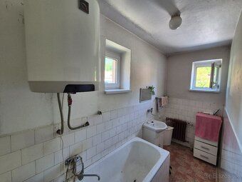 Reality Alpia Vám ponúkajú na predaj rodinný dom so záhradou