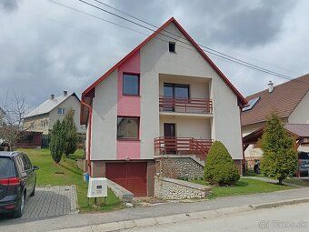 📍 Skvelá lokalita neďaleko centra a Oravskej priehrady
Hľadá