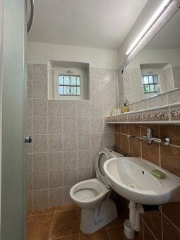 Ponúkame na predaj murovaný záhradný dom so záhradou, v Nove
