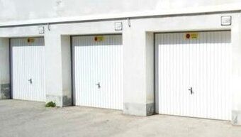 Mám záujem o garáž na kvp. v prípade predaja píšte na 090852