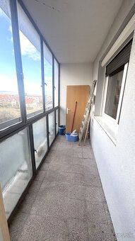 Ponúkame na predaj priestranný 3 izbový byt s celkovou výmer