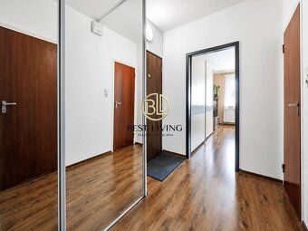 🏡 NA PREDAJ | 1-IZBOVÝ BYT | DUBNICA NAD VÁHOM – KOLLÁROVA U