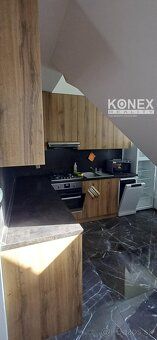 ID:4285 Ponúkame na prenájom priestranný podkrovný mezonet s