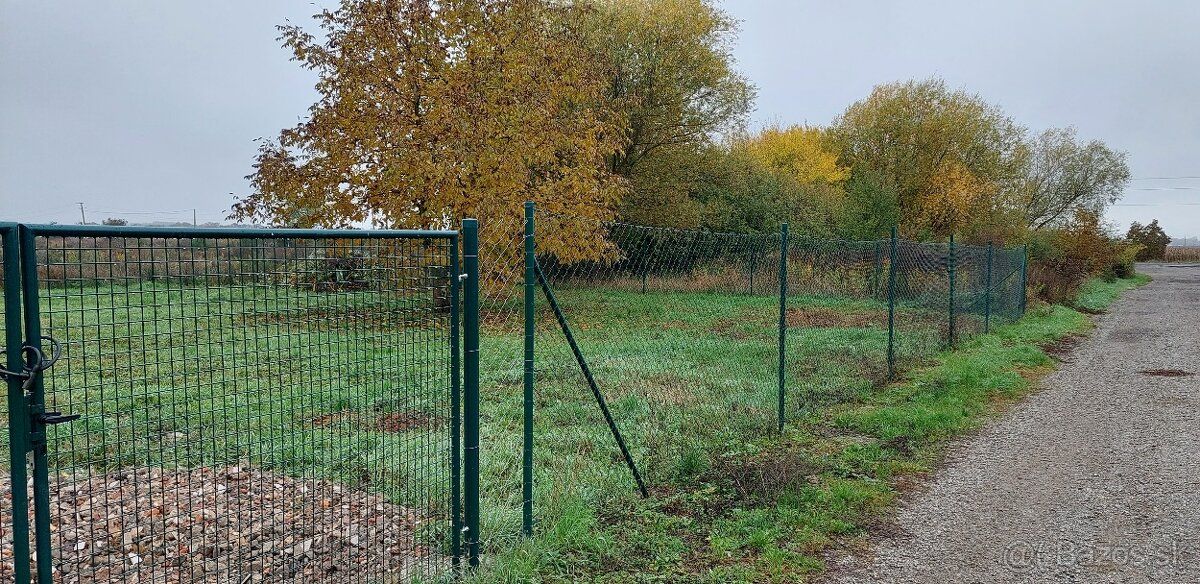NA PREDAJ POZEMOK - Nižná Hutka.
Ponúkam na predaj pozemok v