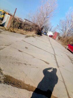 Veľkosť pozemku: 8 500 m²www.jgekotrans.sk 0905 339 540 So v