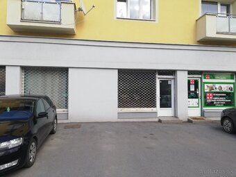 Nebytový priestor, predajňa Októbrová 45