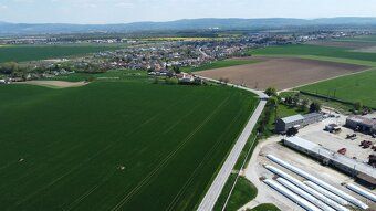 Ponúkame na predaj ornú pôdu o celkovej výmere 5757 m², vo v