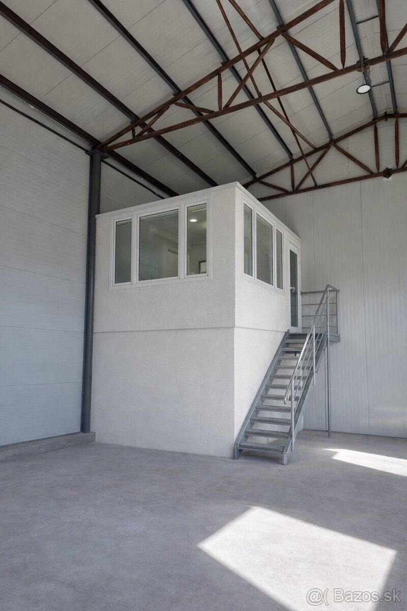 Nová sendvičová nizkoenergetická hala ,24m x 11m výška 6m, 3